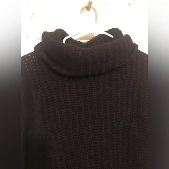Bulky Knit Sweater - Picture 2 of 4